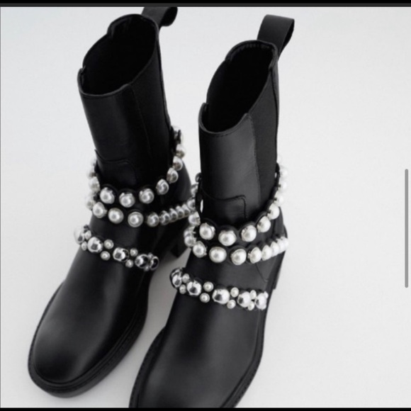 NWT Zara combat style boots - Picture 3 of 12